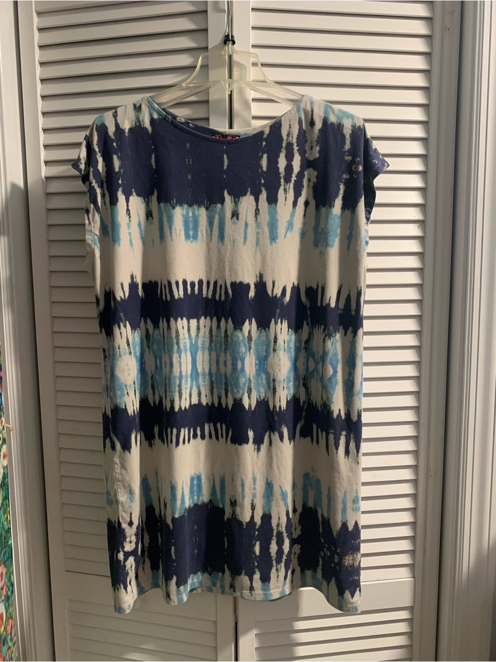 Casual Tie-Dye Shift Dress in Navy, Light Blue & White